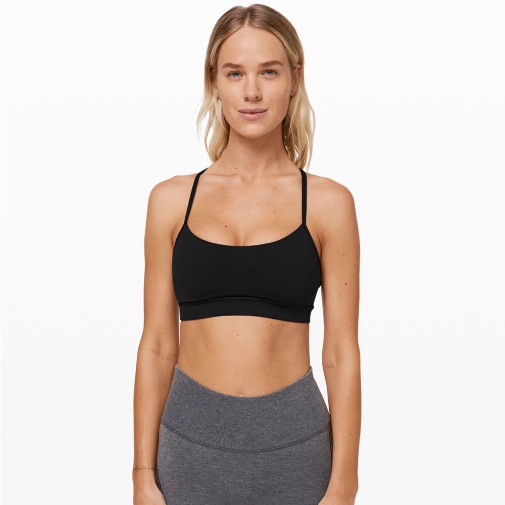 black lululemon sports bra